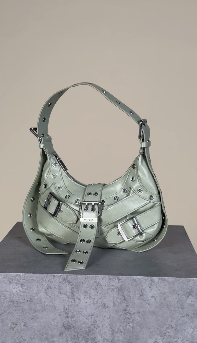 Desigual — pieza 2